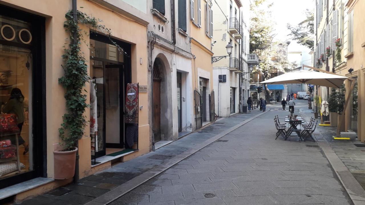 Appartement Via Guido Panciroli Il Guscio à Reggio d'Emilie Extérieur photo